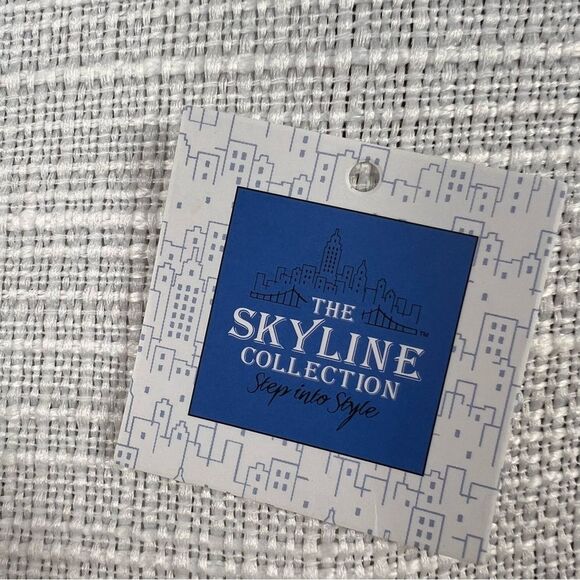 New Set of 2 Skyline Collection Rhinestone and Bow Bracelets Silver Gold Tone - Picture 4 of 5